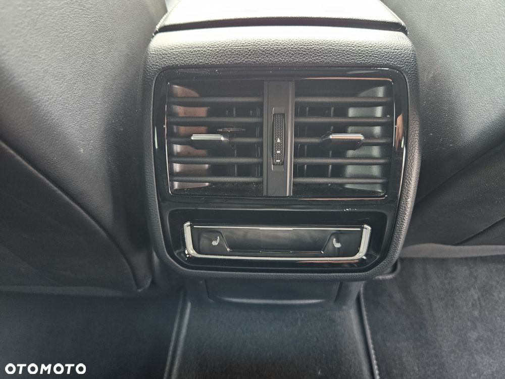 Volkswagen Arteon 2.0 TDI R-Line DSG - 21