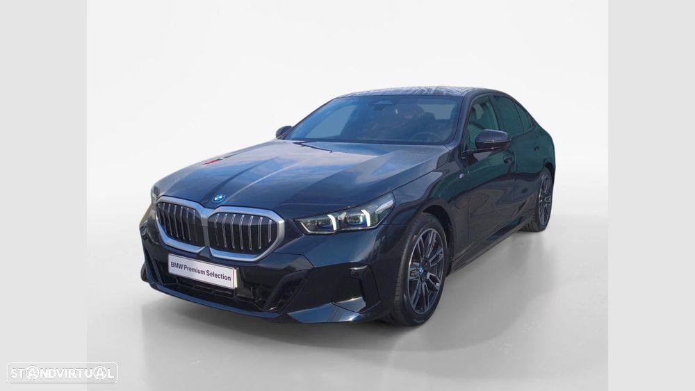 BMW 530 e Pack Desportivo M - 1