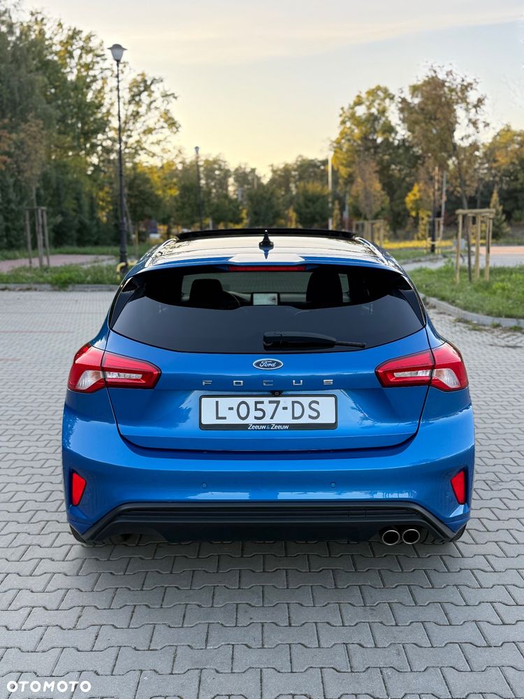 Ford Focus Turnier 1.5 TDCi DPF Start-Stopp-System ST-Line - 9