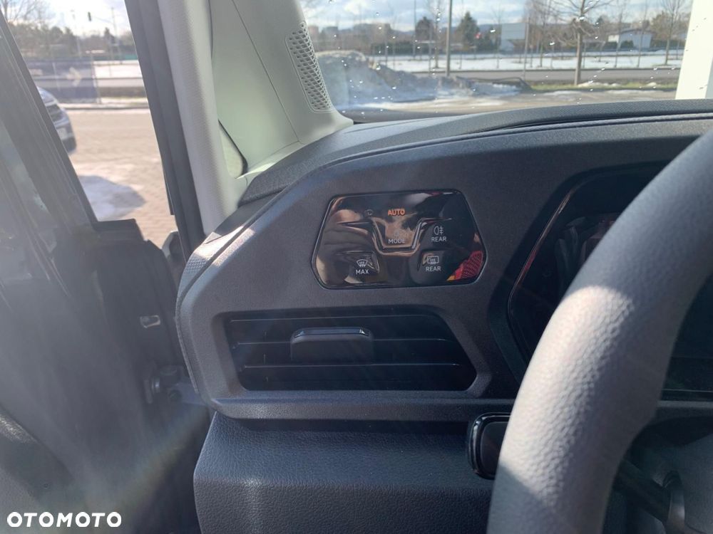 Volkswagen Caddy - 11