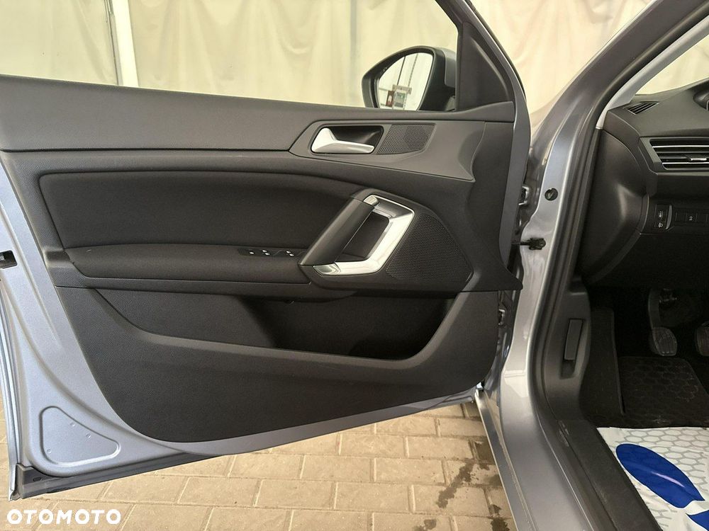 Peugeot 308 - 11
