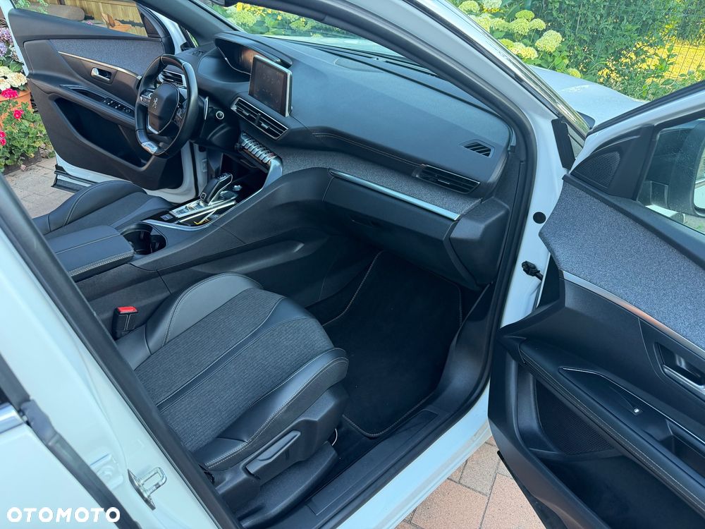 Peugeot 3008 1.5 BlueHDi GT S&S EAT8 - 28