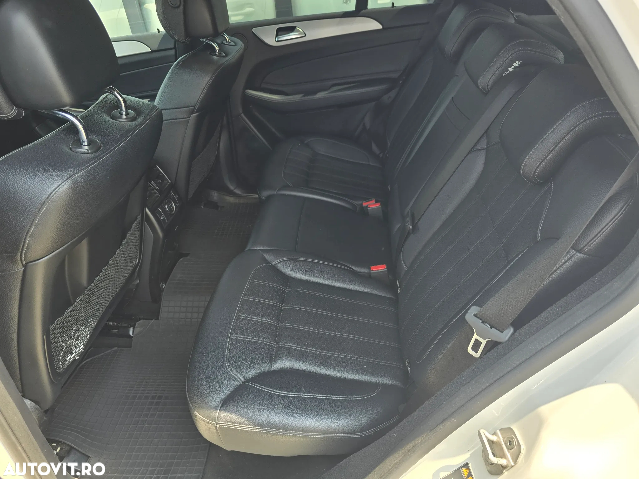 Mercedes-Benz GLE 350 d 4Matic 9G-TRONIC - 27