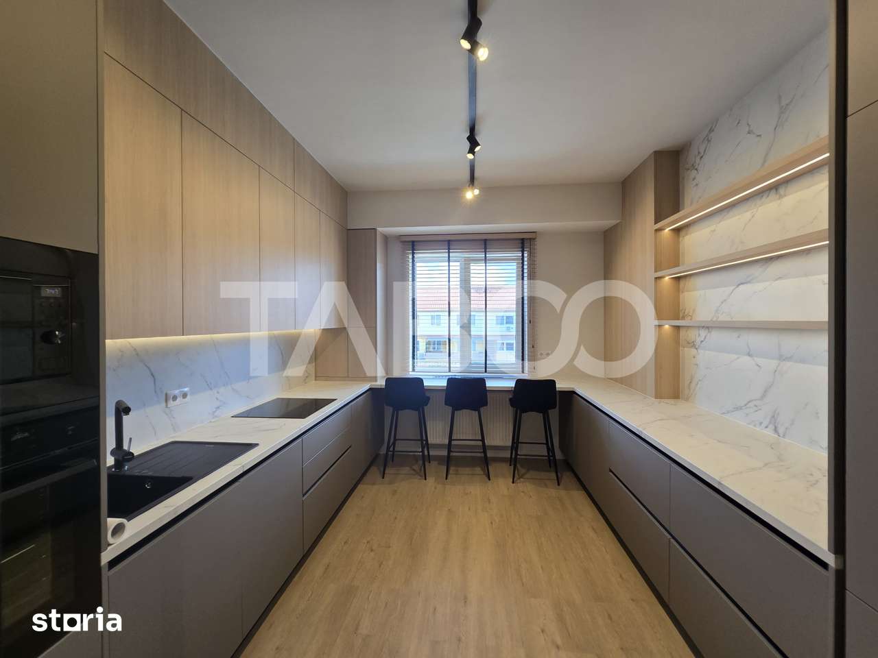 Apartament 3 camere 85 mpu 2 bai bloc cu lift zona Rahovei — fotografia 3
