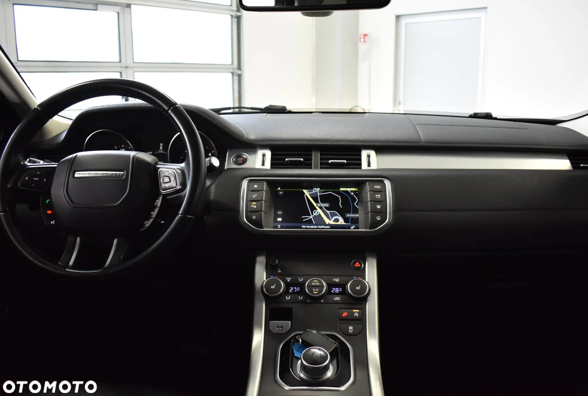 Land Rover Range Rover Evoque - 13