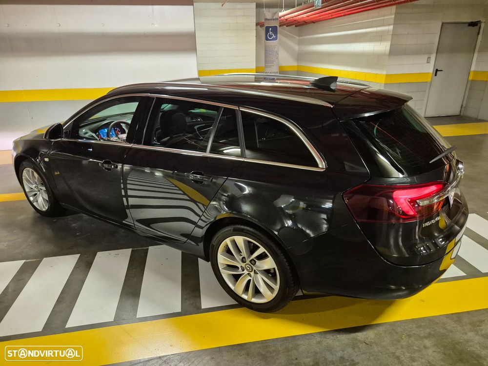 Opel Insignia Sports Tourer 1.6 CDTi Cosmo S/S — fotografia 18