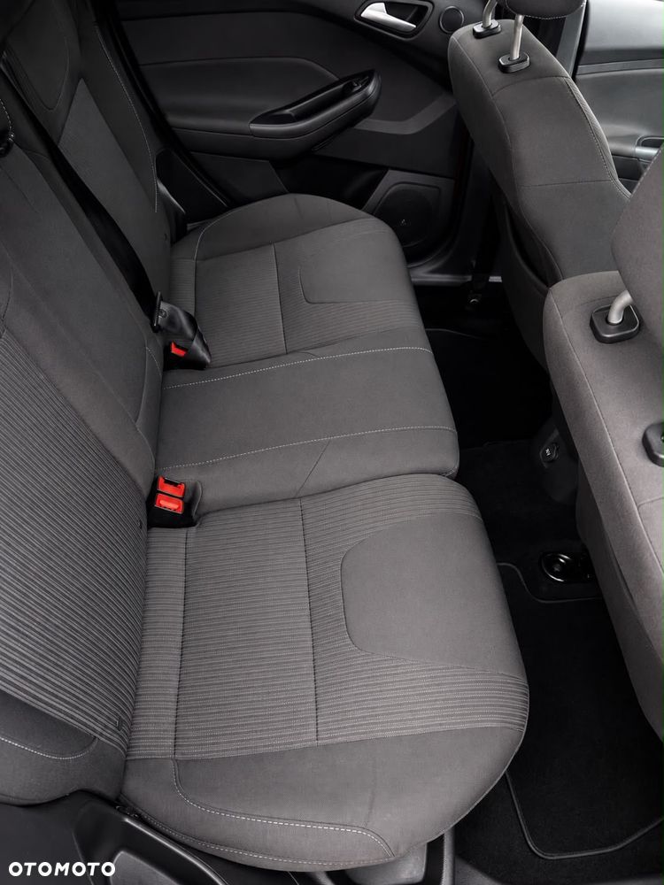 Ford Focus 2.0 TDCi Titanium - 17