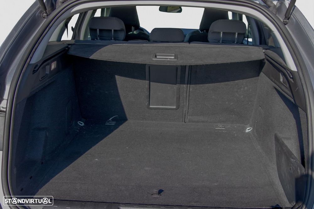 Peugeot 308 SW 1.5 BlueHDi Active - 9