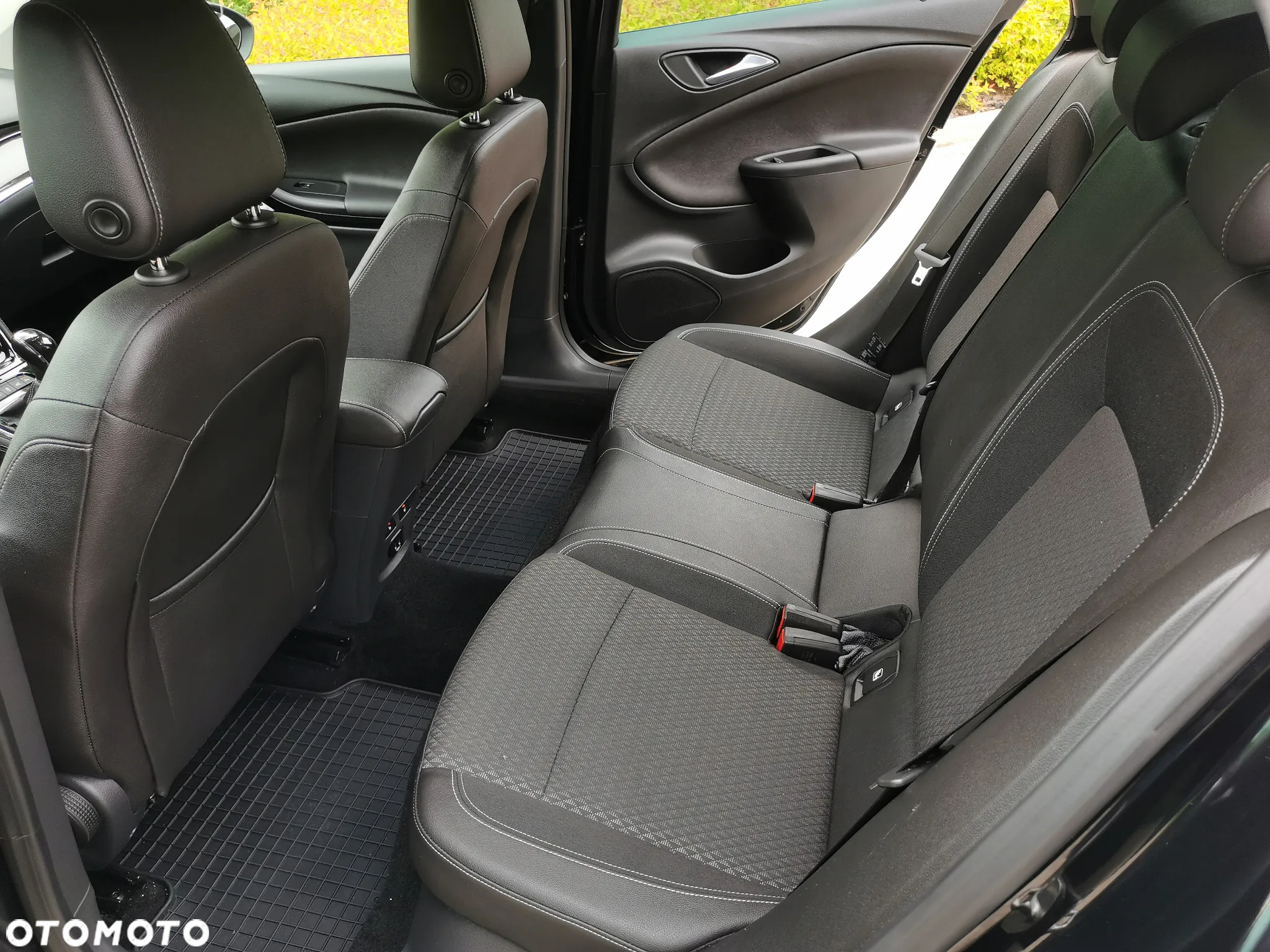 Opel Astra 1.4 Turbo Sports Tourer Innovation - 18