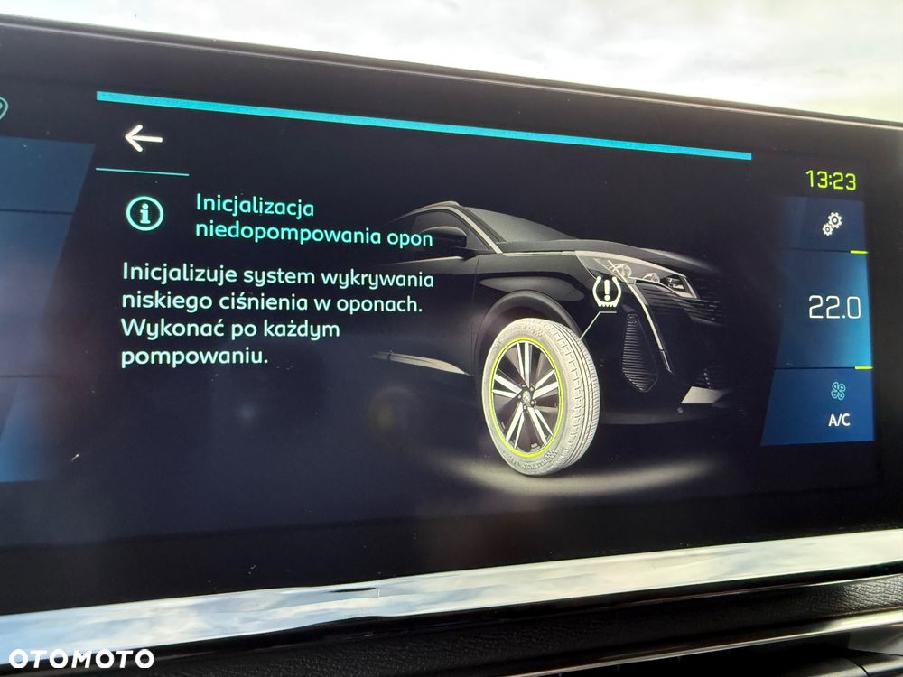 Peugeot 3008 225 e-EAT8 Allure Pack - 26