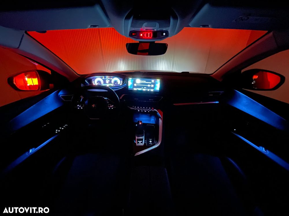 Peugeot 3008 225 e-EAT8 Allure Pack - 7