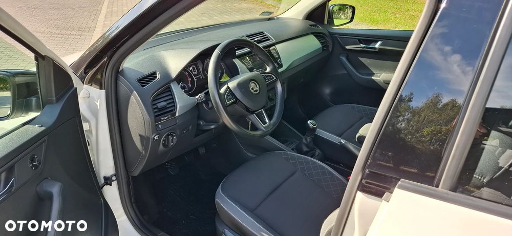Skoda Fabia 1.0 Monte Carlo - 8