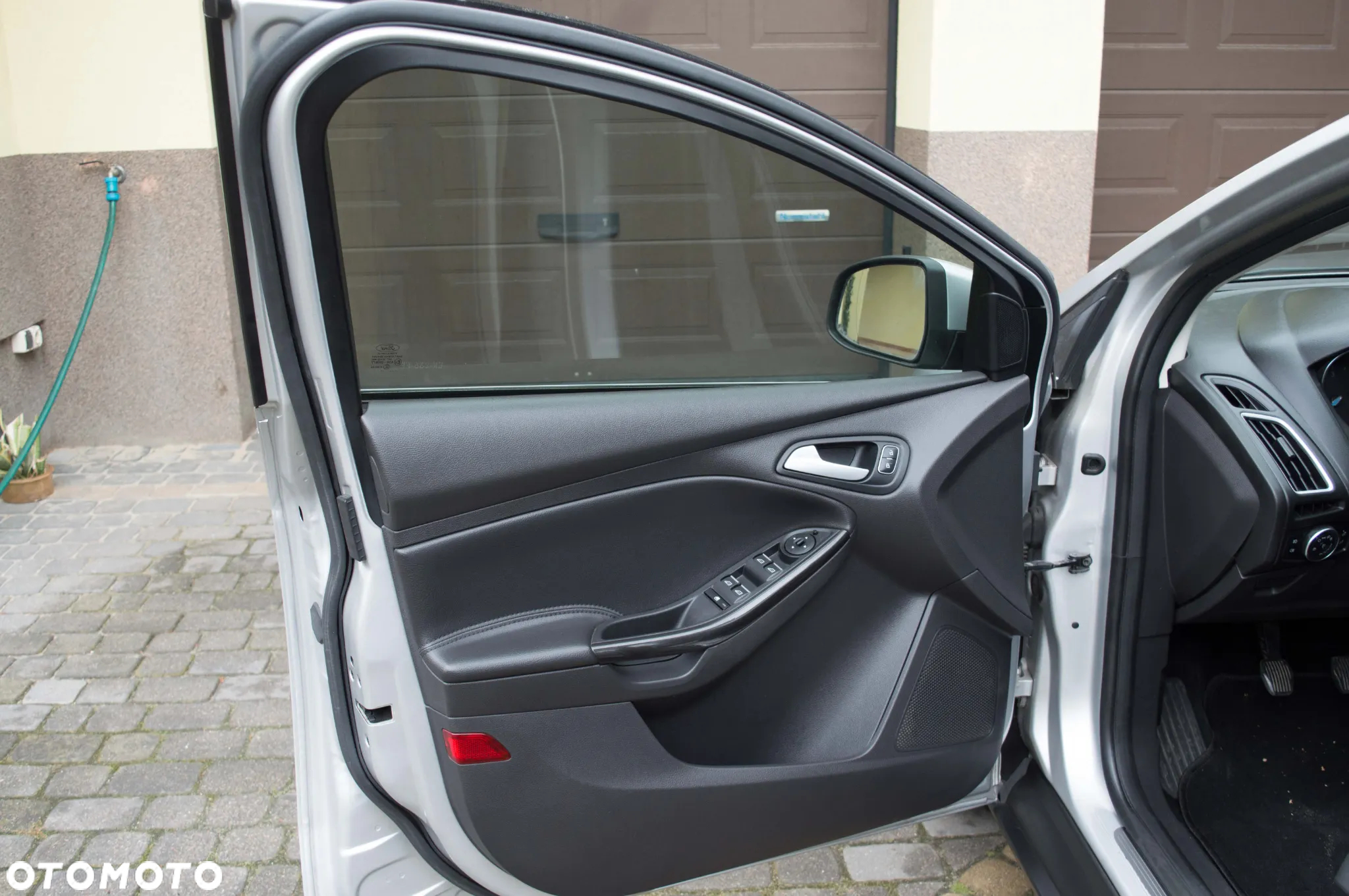 Ford Focus 2.0 TDCi Titanium ASS - 14