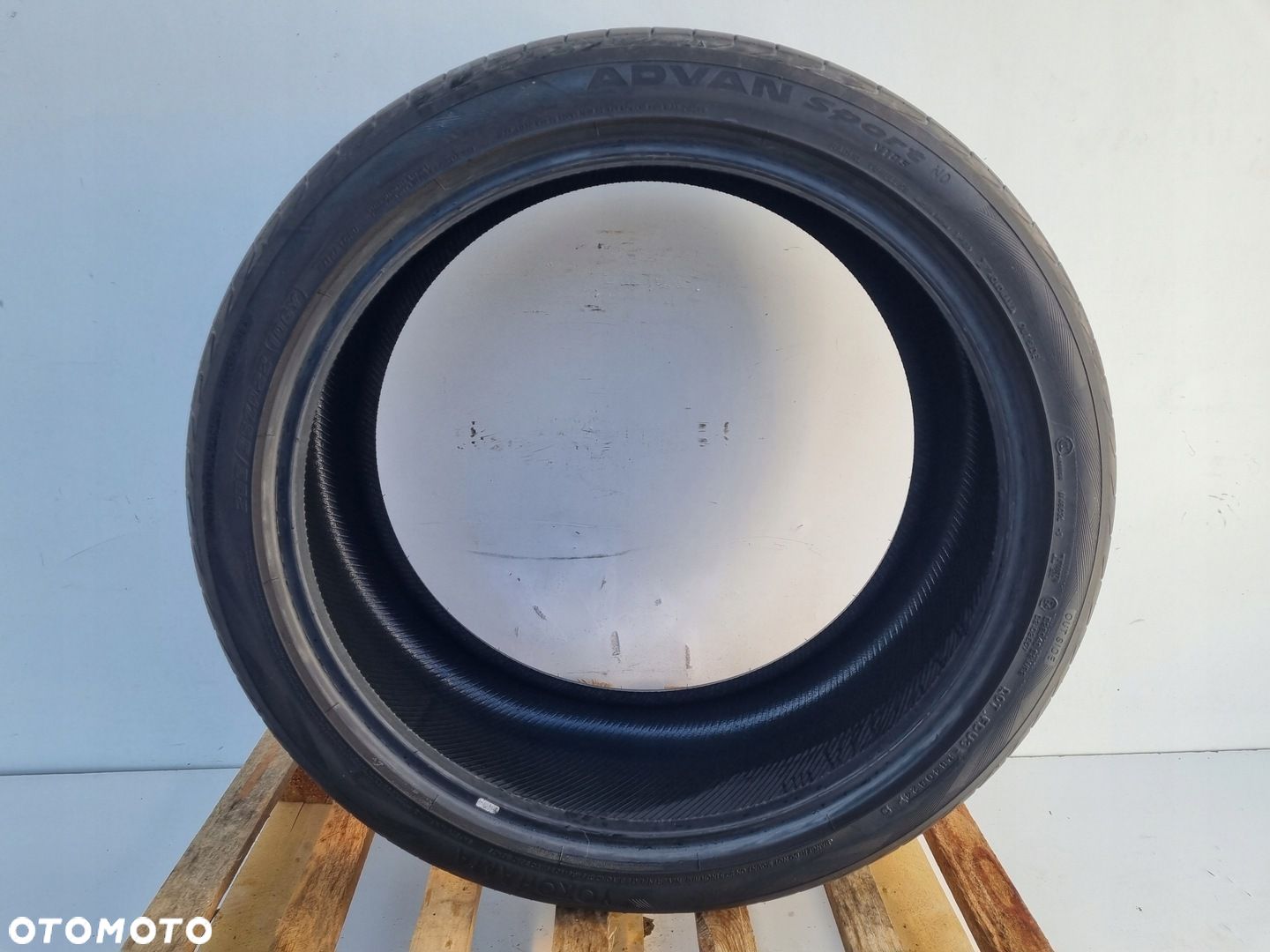 Porsche Cayenne III OPONA LETNIA Yokohama Advan Sport V105 285/35 R22 2024r - 1