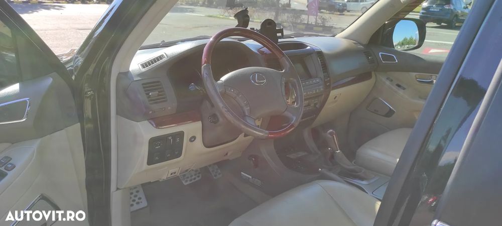 Lexus Seria GX - 9
