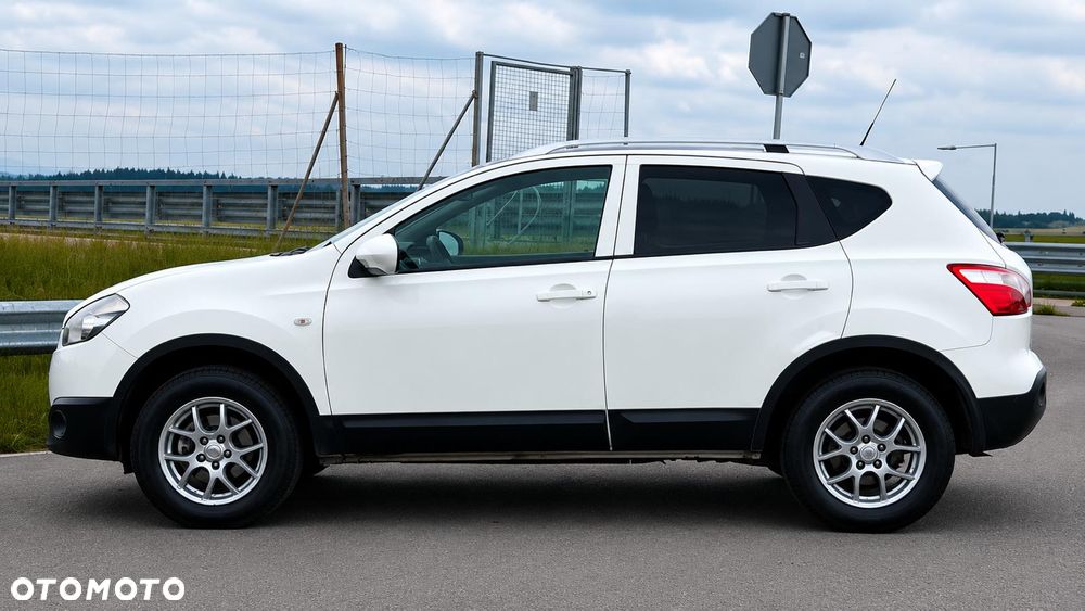 Nissan Qashqai 2.0 4 x 4 CVT tekna - 6