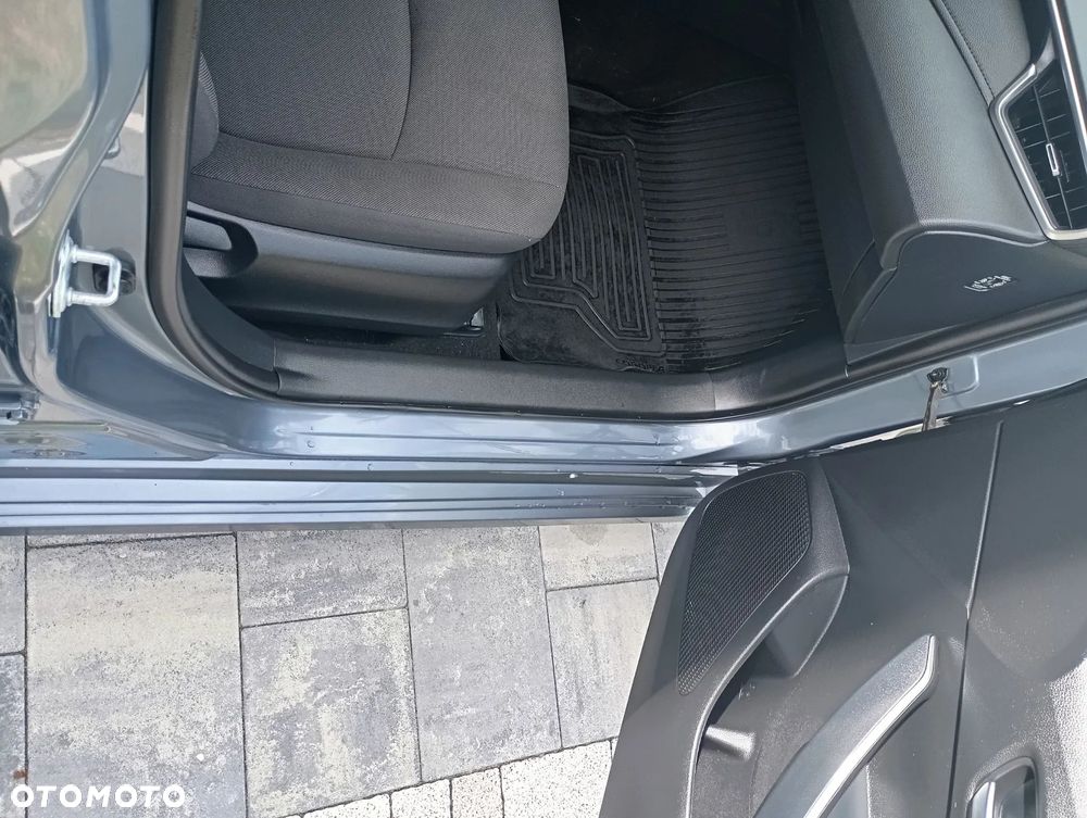 Toyota Corolla 1.8 Hybrid GPF Active - 4