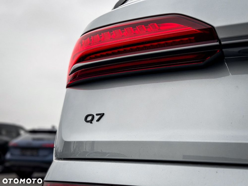 Audi Q7 - 12