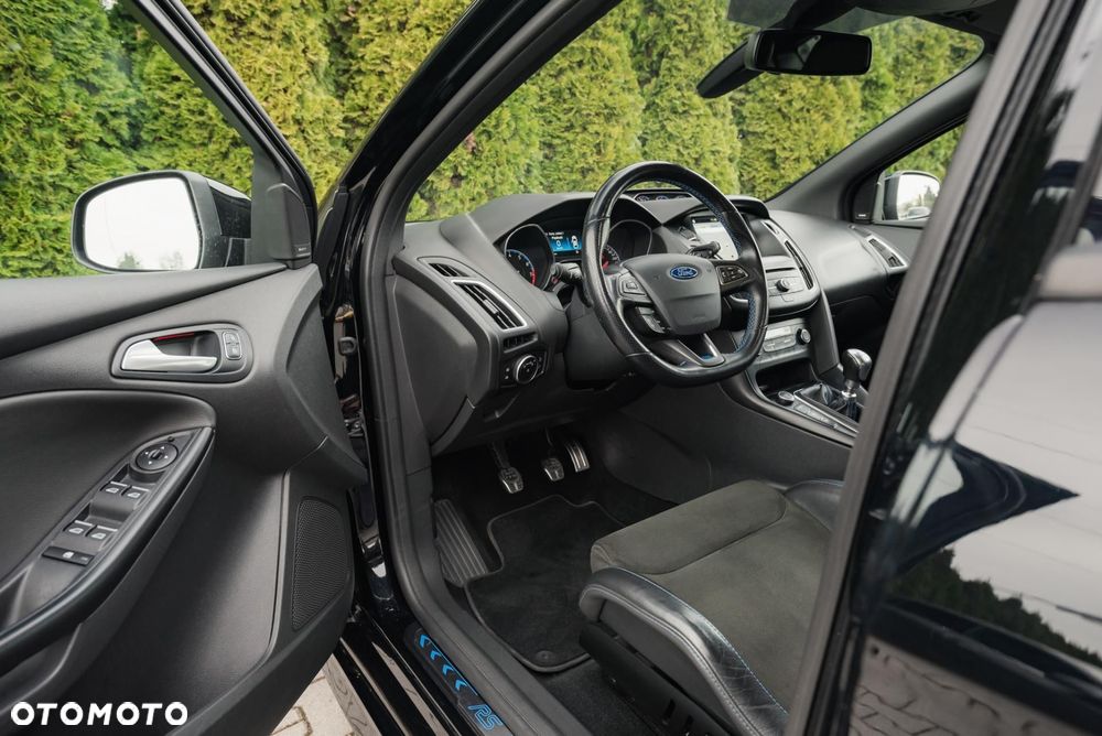 Ford Focus 2.3 EcoBoost S&S Allrad RS - 9