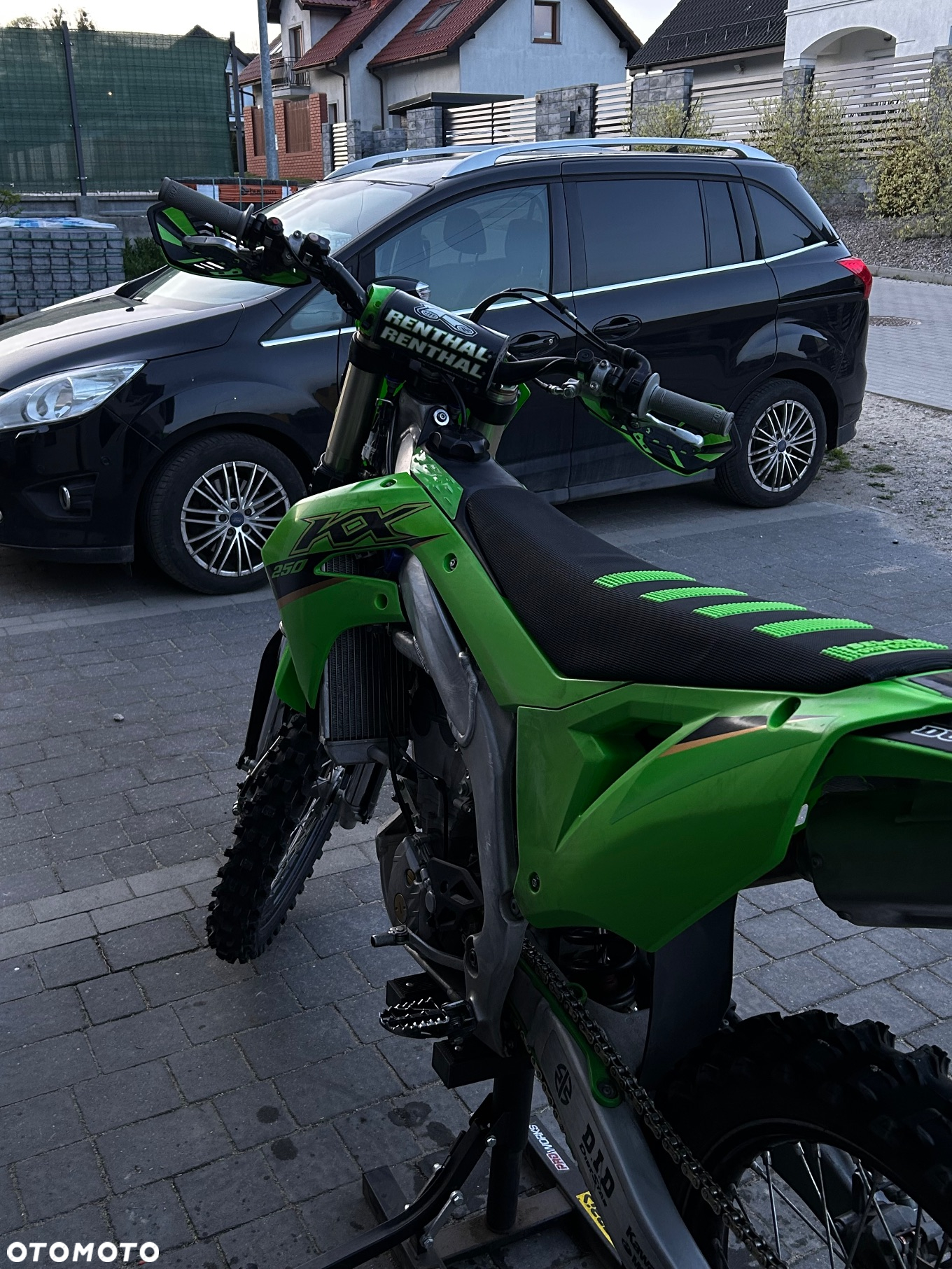 Kawasaki KX - 7