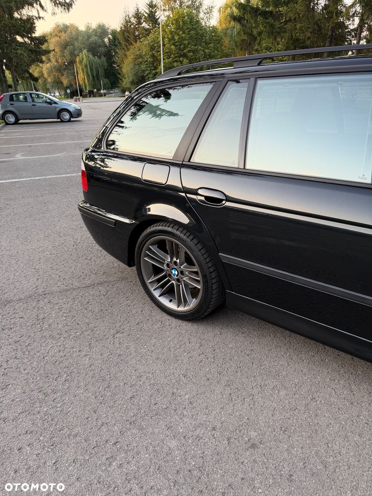 BMW Seria 5 - 35