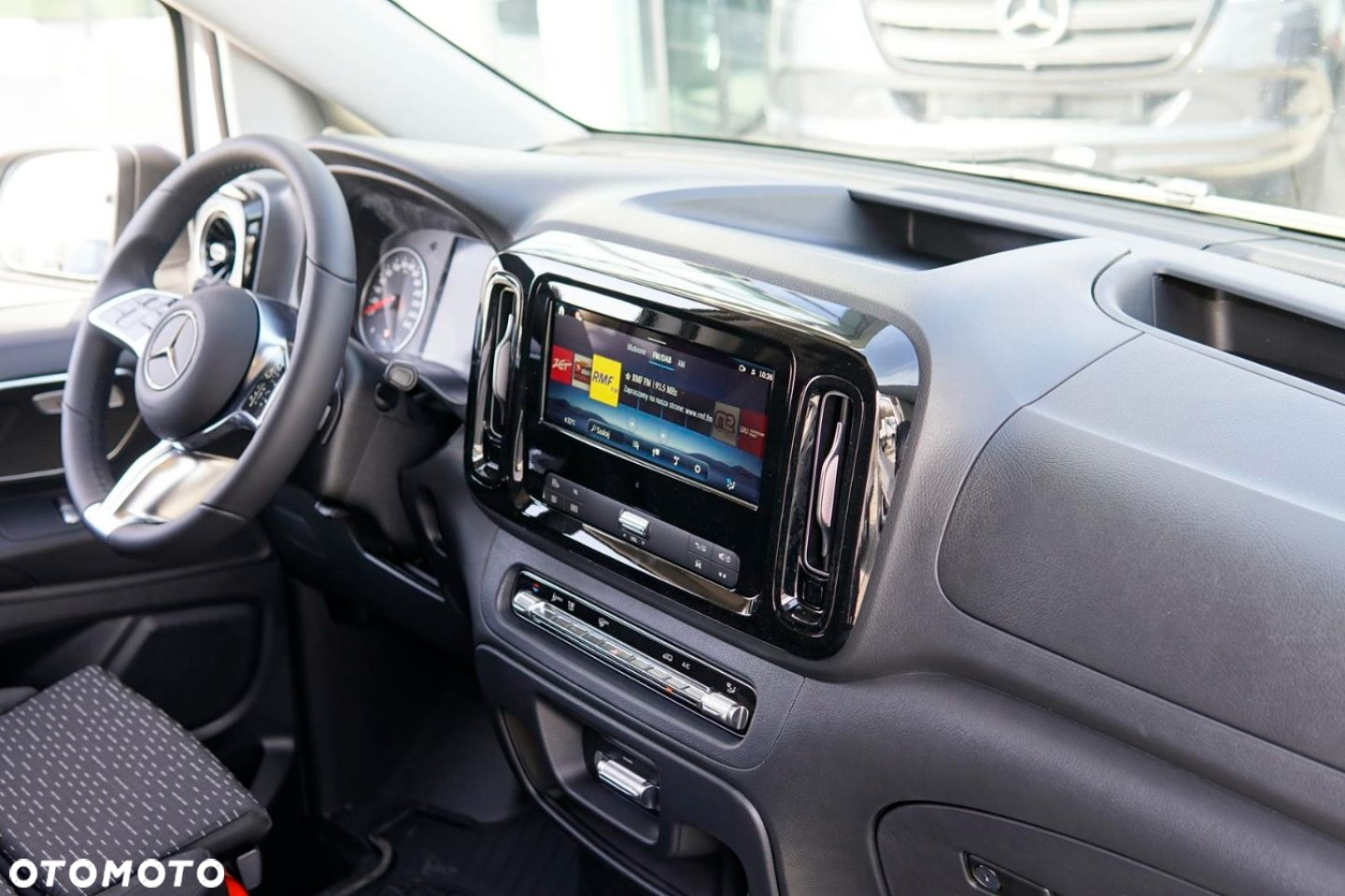 Mercedes-Benz VITO - 20