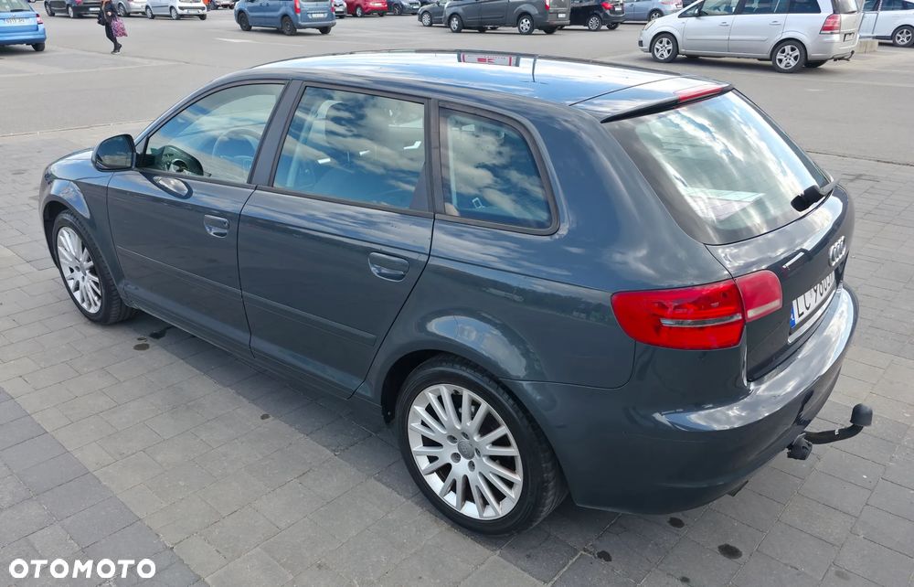 Audi A3 Sportback 1.6 Ambiente - 8