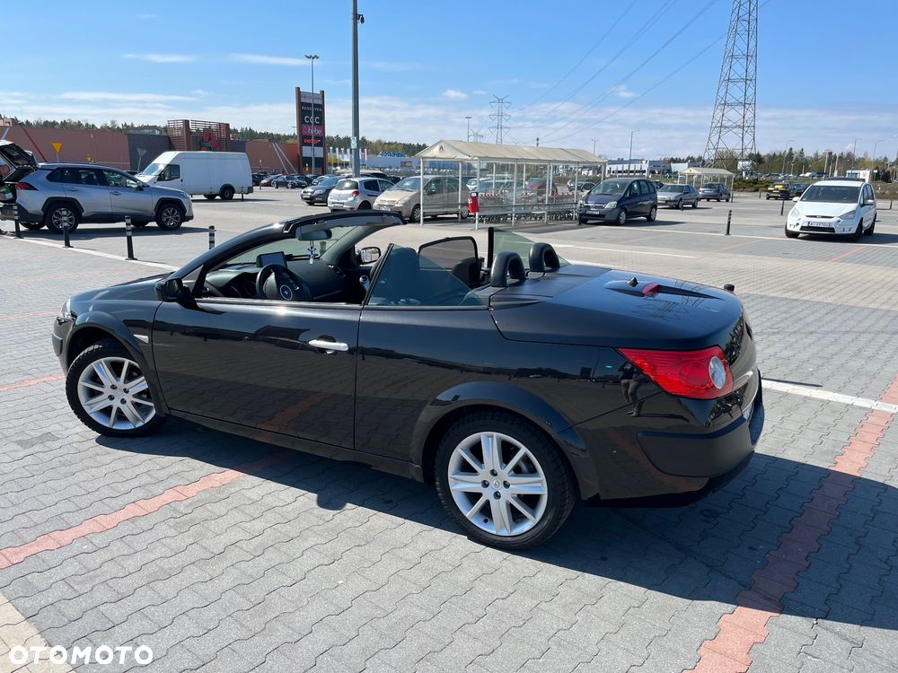 Renault Megane 2.0 16V Dynamique - 9