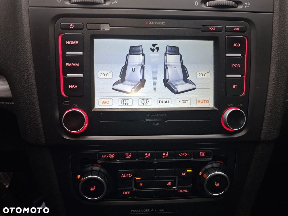 Volkswagen Golf - 11