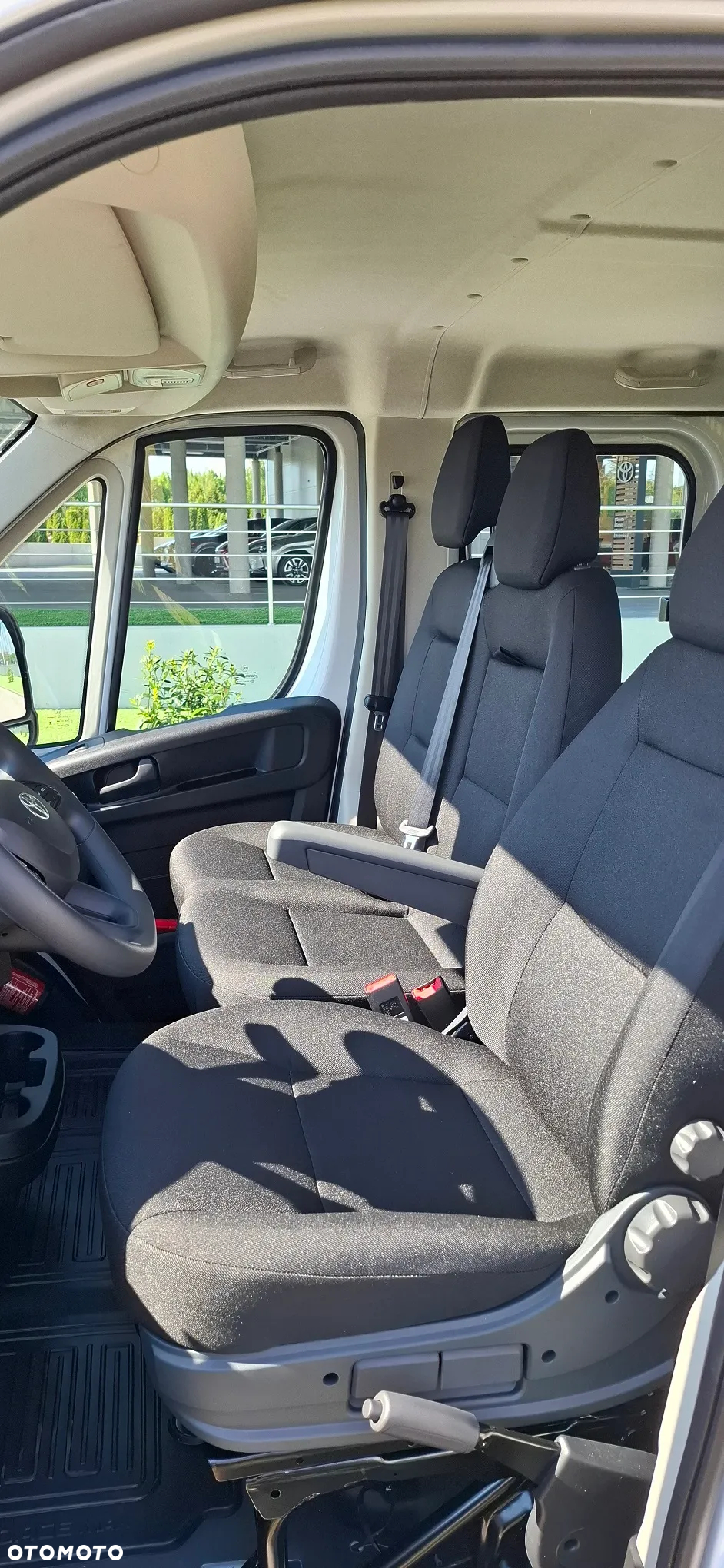 Toyota Proace MAX - 11