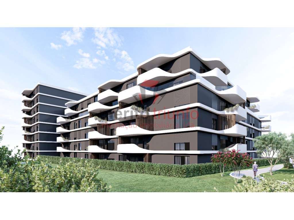 Oferta da Escritura e Registo - Apart. T2 Edifício Vale Sereno - V.... - Grande imagem: 2/8