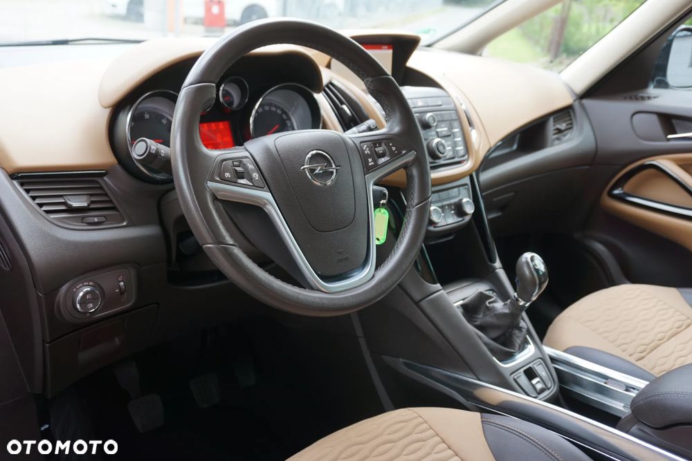 Opel Zafira 2.0 CDTI Cosmo - 10