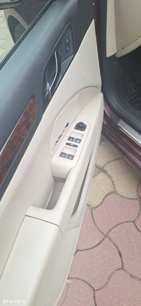 Skoda Superb 2.0 TDI 4x4 Elegance - 8