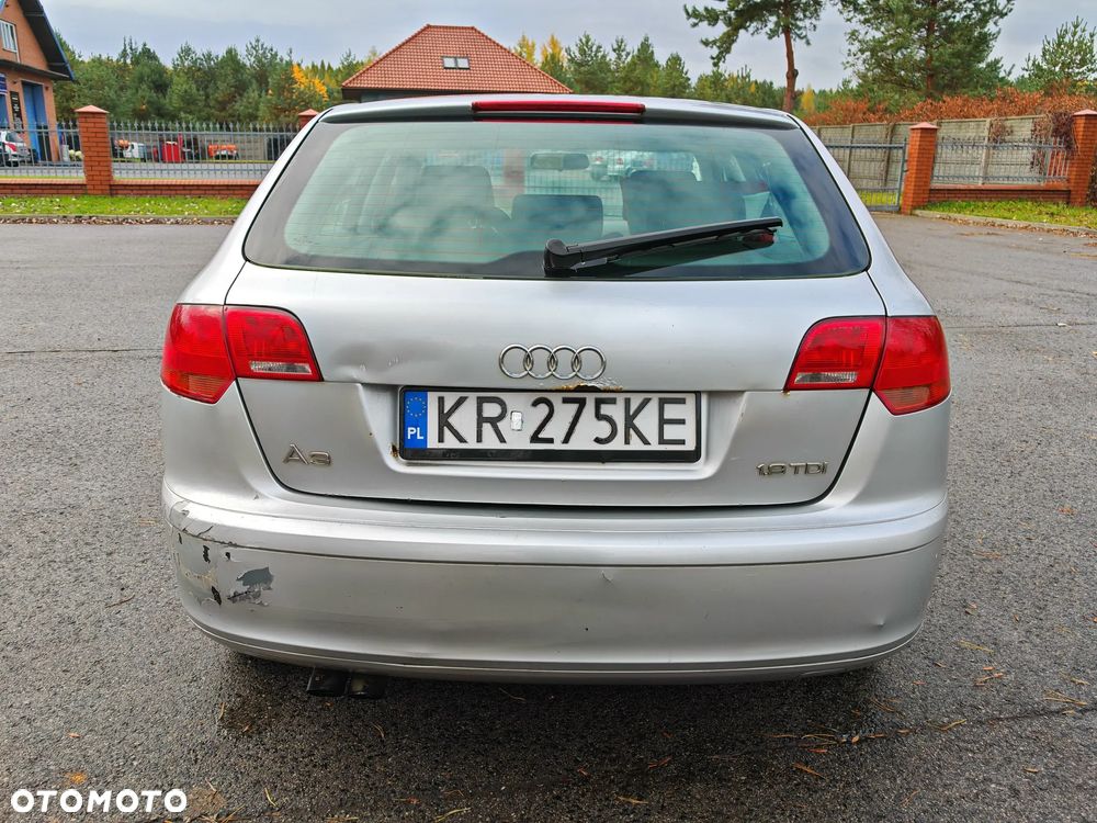 Audi A3 Sportback - 4