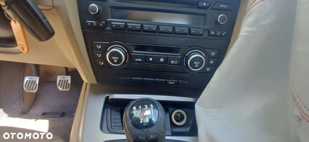 BMW e90 Podsufitka beżowa SEDAN wnętrze schowek półka tył - 5