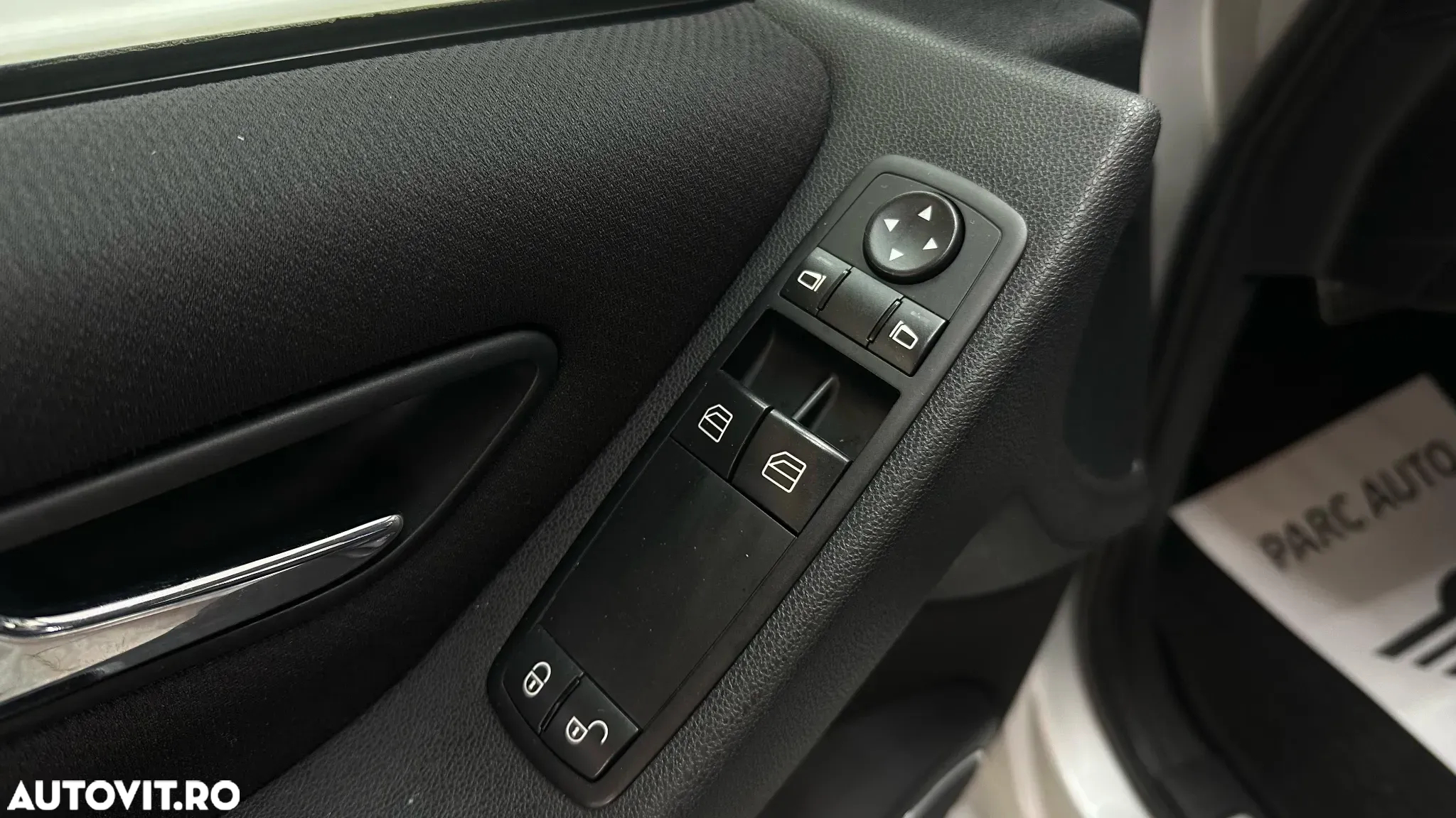 Mercedes-Benz B 200 Autotronic - 13