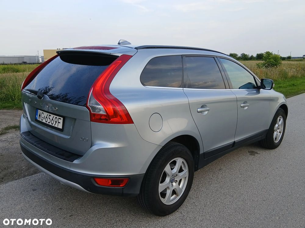 Volvo XC 60 D3 Momentum - 3