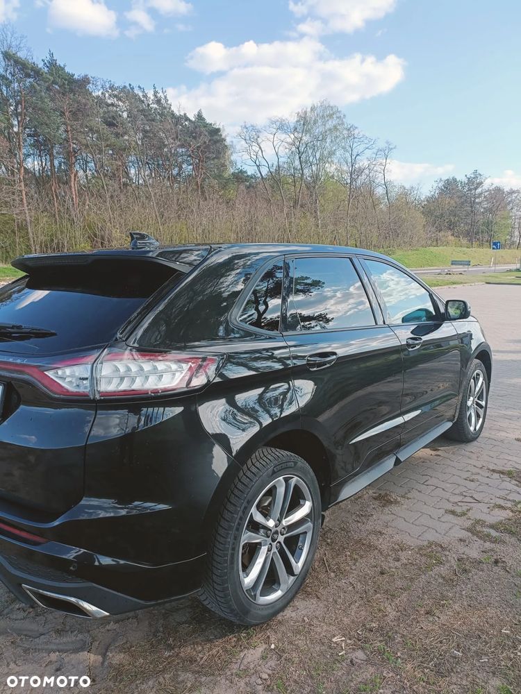 Ford Edge - 4