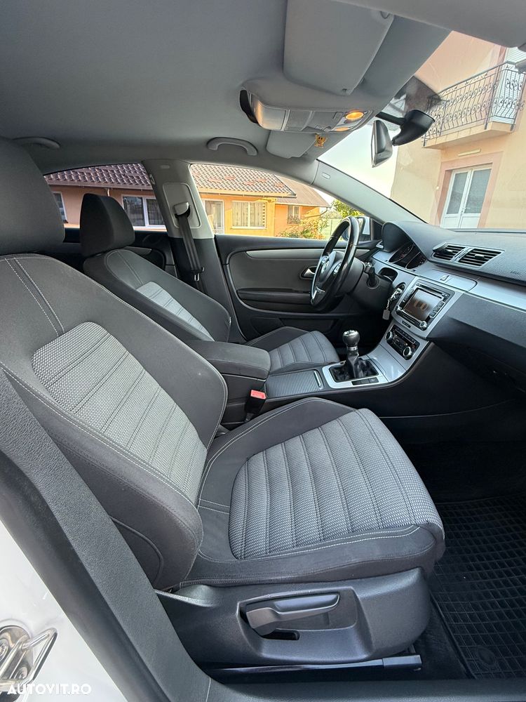 Volkswagen Passat 2.0TDI Sportline DPF - 15
