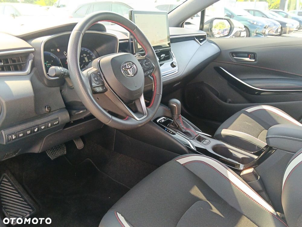 Toyota Corolla - 10