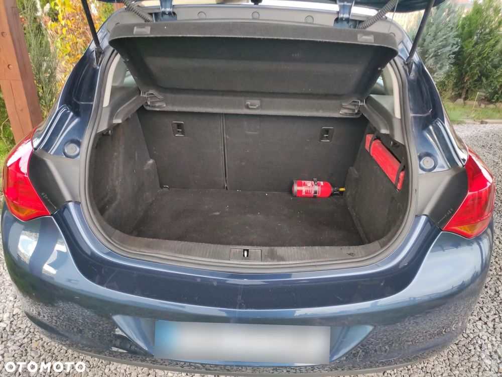 Opel Astra - 18