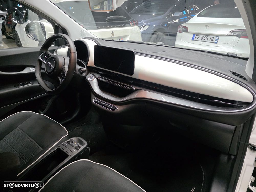 Fiat 500e 23,8kWh - 12