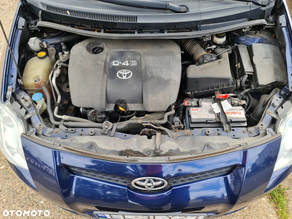 Toyota Auris 1.4 D-4D Terra - 11