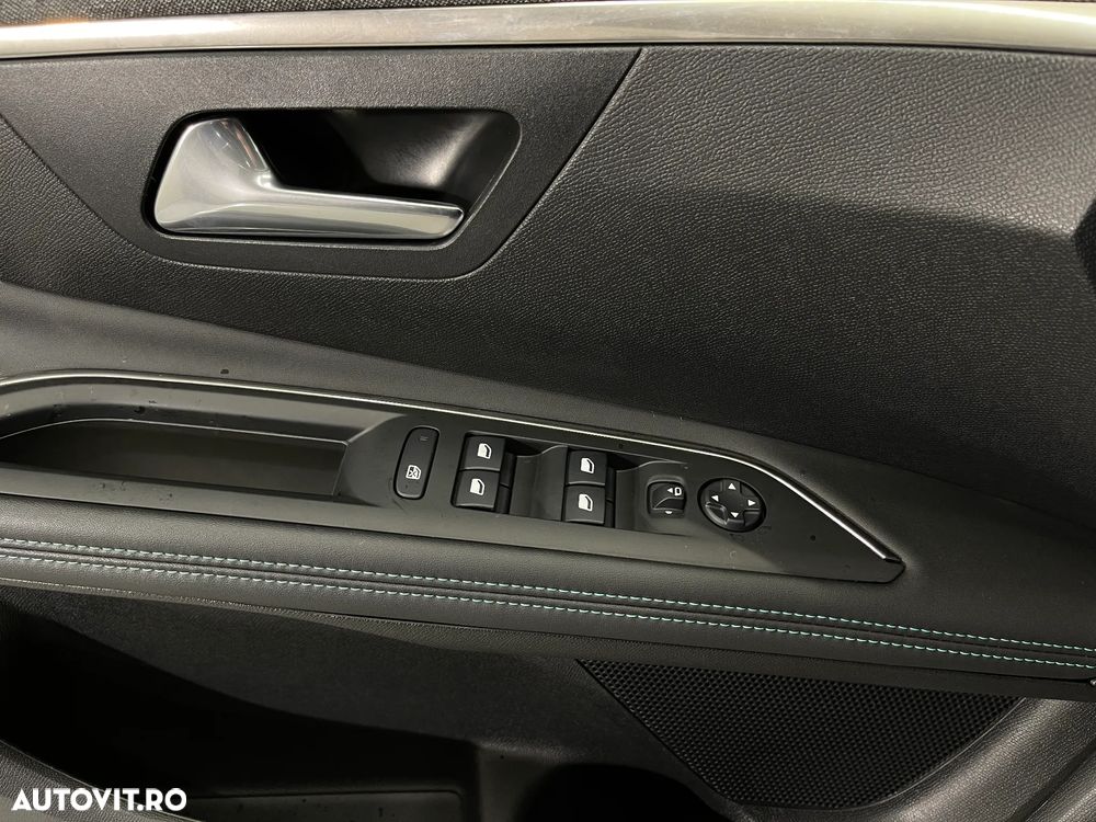 Peugeot 3008 Hybrid 225 e-EAT8 Allure Pack - 26
