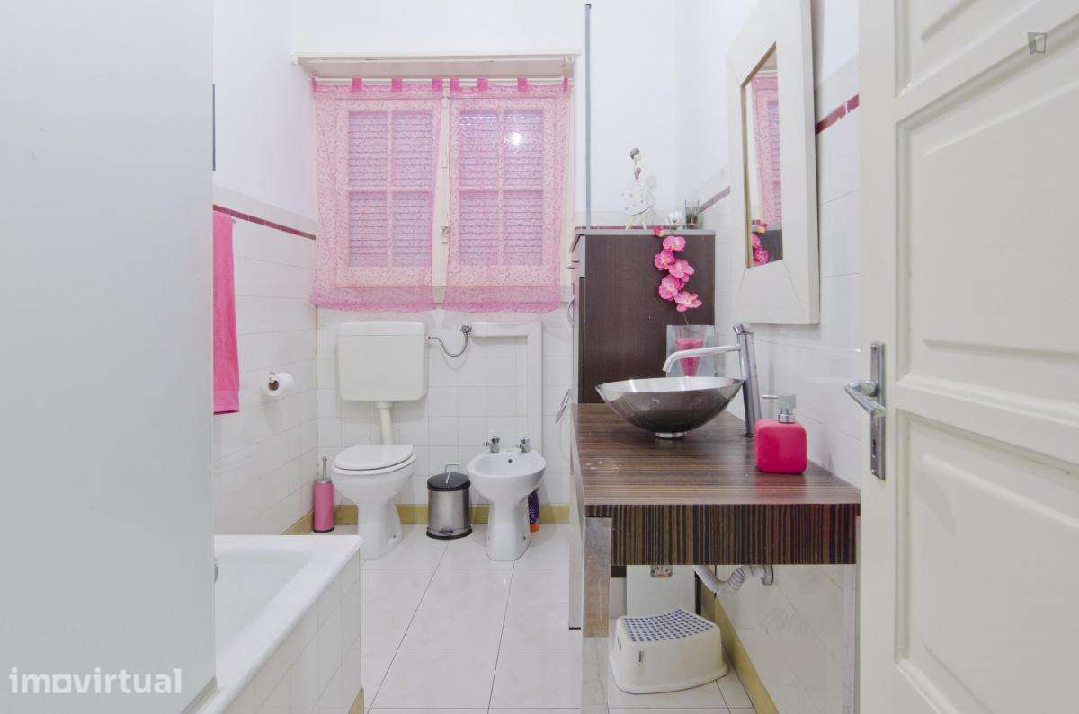Quarto - localizado em Alvalade Lisbon - Grande imagem: 5/19