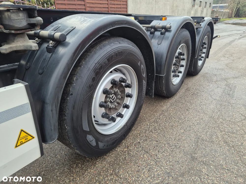 Krone Podkontenerowa - 8