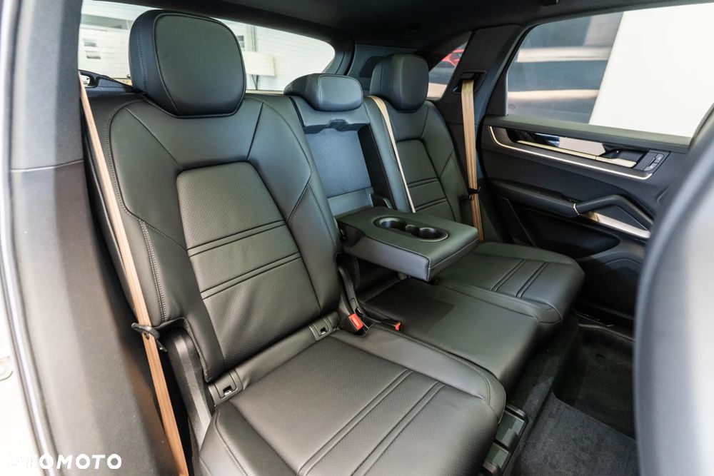 Porsche Cayenne E-Hybrid PHEV Black Edition - 13