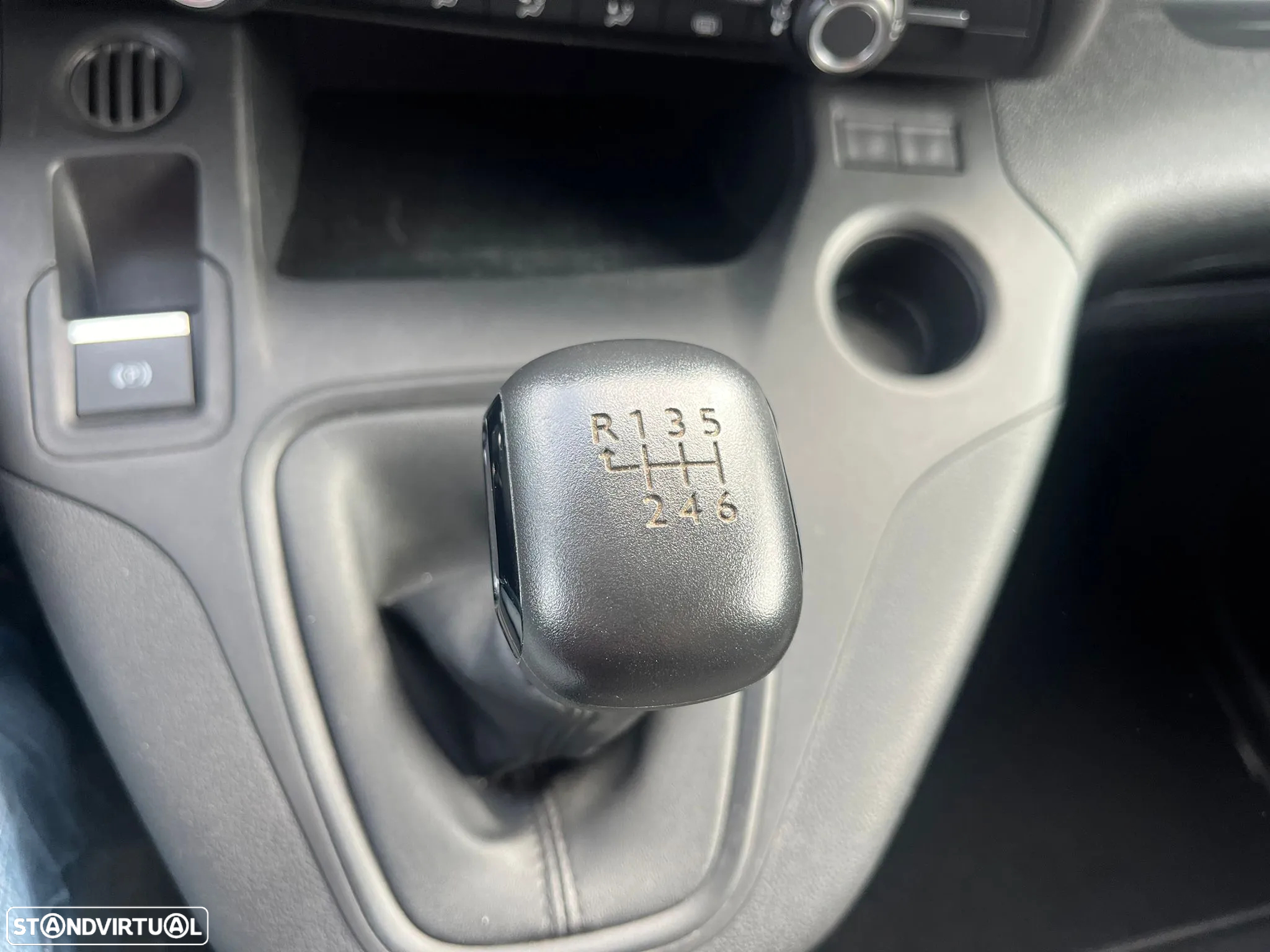 Opel COMBO 1.5 102cv 3 LUGARES - AC - IVA DEDUTÍVEL - 56