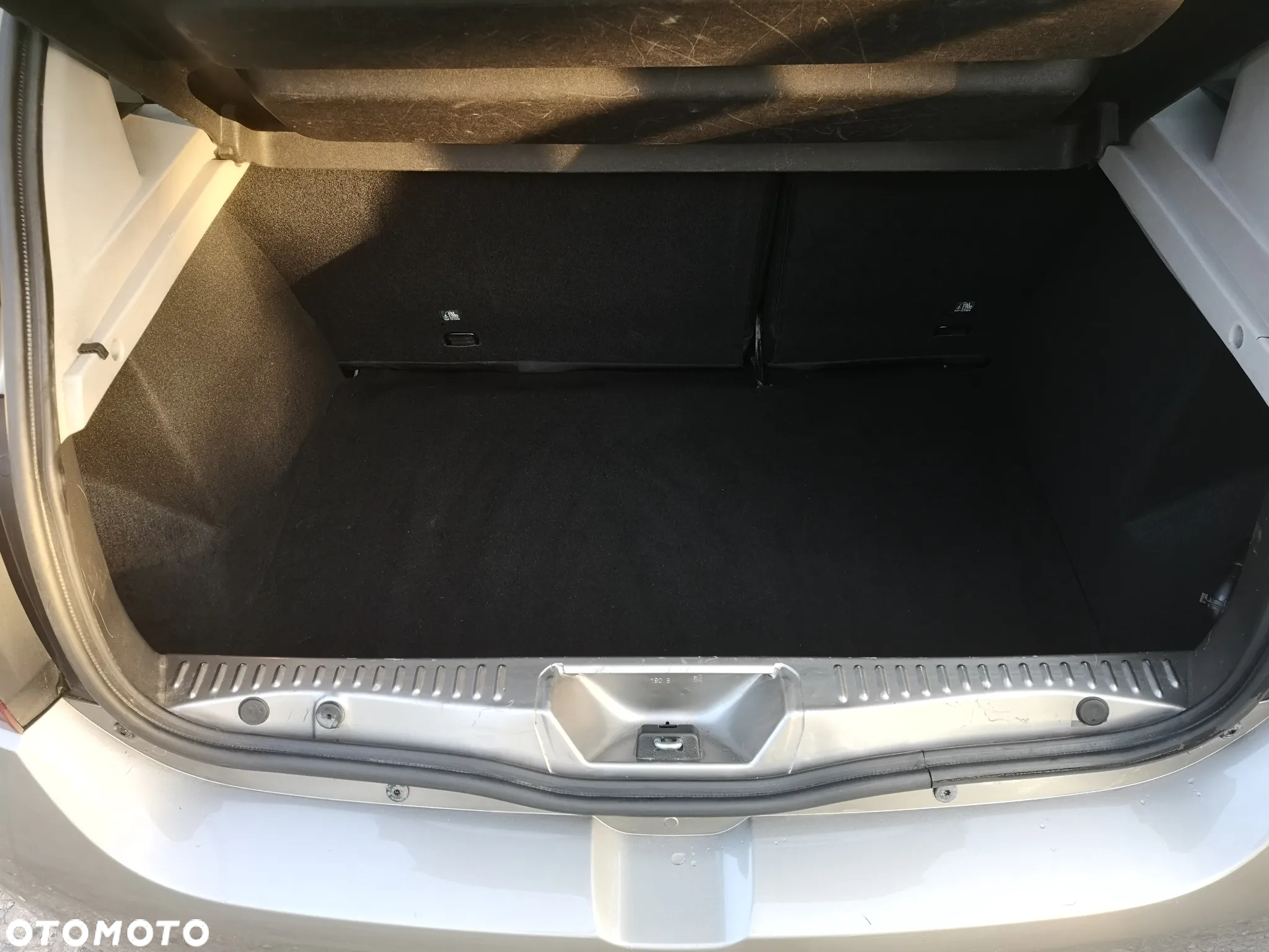 Dacia Sandero 1.2 16V Laureate - 18