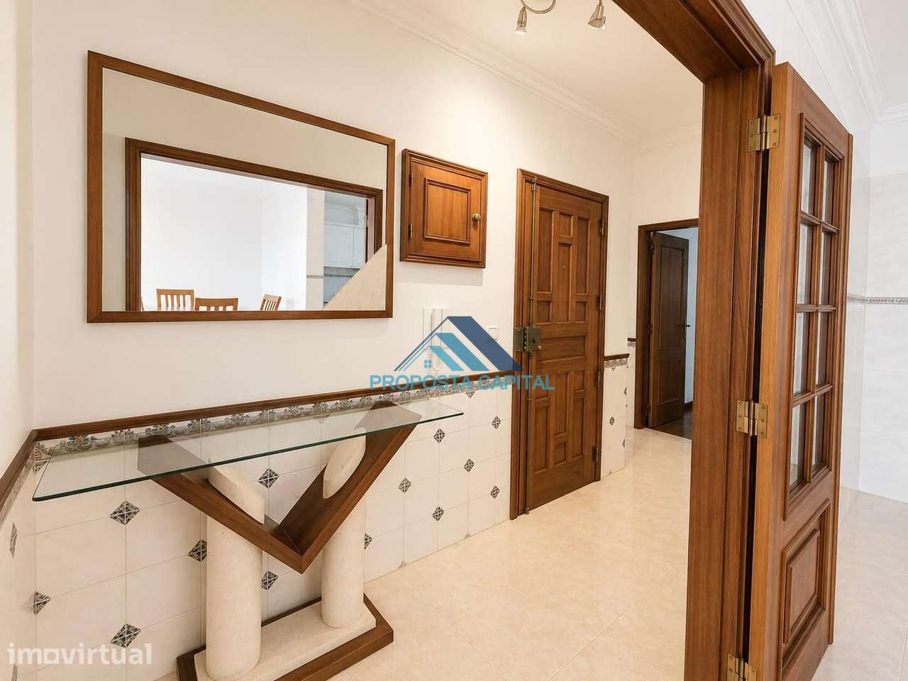 Apartamento T2 Tapada das Mercês - Grande imagem: 4/27